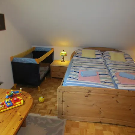 Haus Am Waldrand בית אירוח